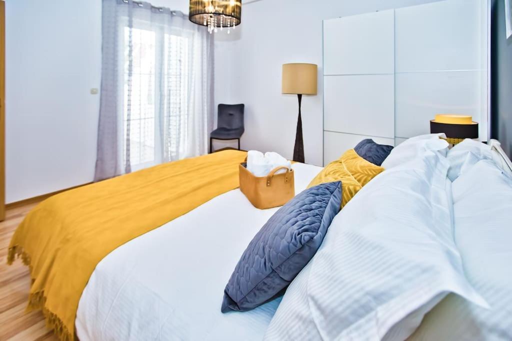 Apartman Tino With Two Sunny Terace Hvar Town Exterior foto
